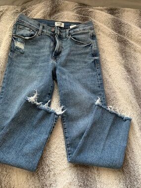 4/$30 Kensie Blue Distressed Jeans
